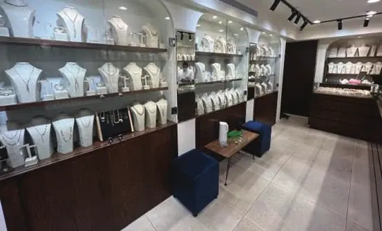 معرض رافيناتو للذهب والمجوهرات